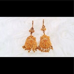 Gold earrings from Thailand. Beautiful detailing